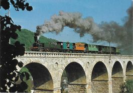 Original-Dampfzug von ca. 1860 auf Viadukt bei Rümlingen