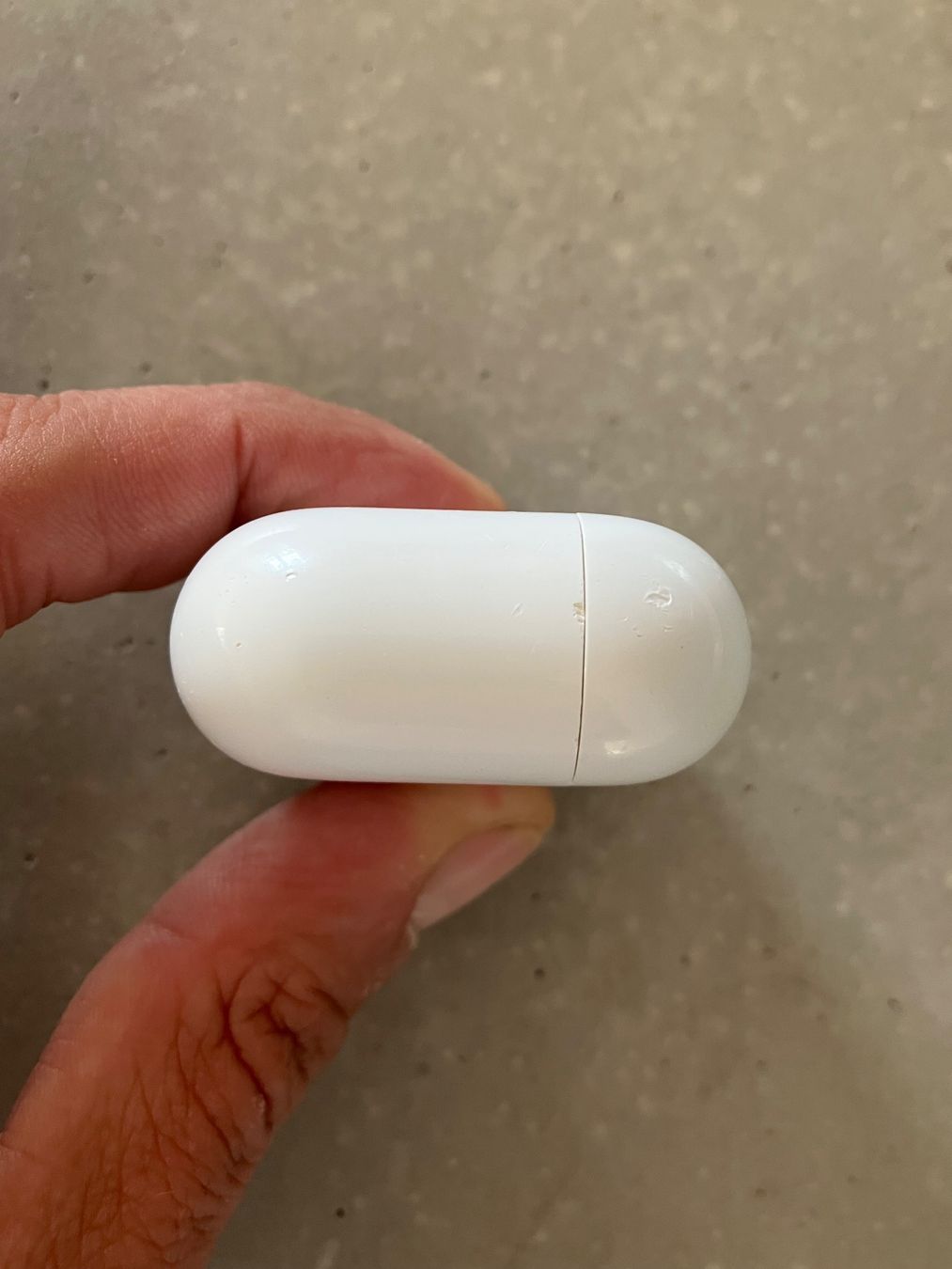 Apple Cuffie: Apple AirPods 3 Case – Usato da Lausanne venduto da mr.v 8