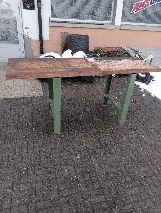 établi,table de travail, Lista Werkbank /Arbeitstisch (Gebraucht) in La ...