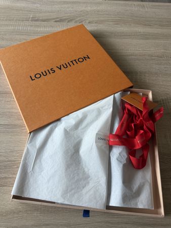 Louis Vuitton Châle Monogram Shine M75123, Schwarz/Silber