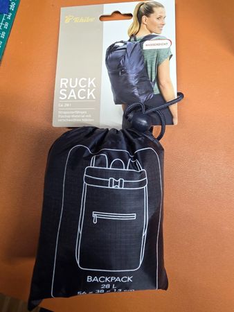 Faltbarer Rucksack, neu, 28 Liter, ideal für den Sommer!