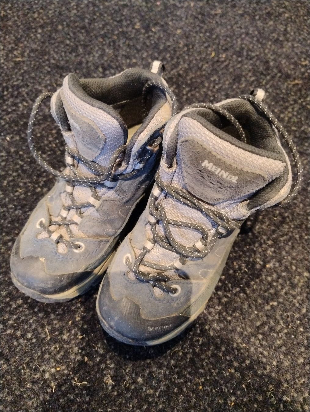 Meindl Schuhe für Jungen: Wanderschuhe Gr.28 Meindl – Gebraucht aus Bätterkinden von livingdreams
