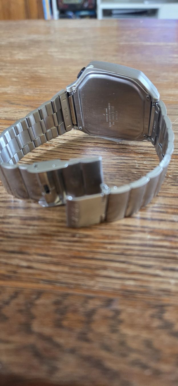 Casio Orologi: Casio -CMD-40F Silver – Usato da Russin venduto da Seb_1281 1