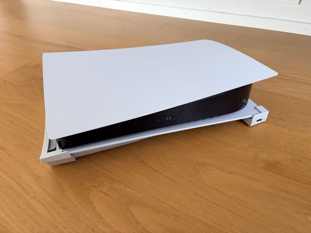 Sony Konsolen: PlayStation 5 Disc inkl. 2 Controller – Gebraucht aus Oberriet SG von jus_n7cr 2