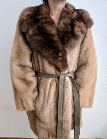 Nordstrom Mink Fur Coat, Chic Winter Style