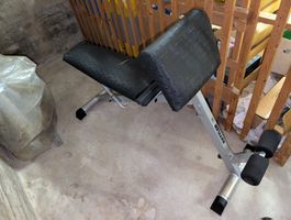 Fitnessbank + Rückentrainer, Bauchtrainer, Klimmzugstange 
