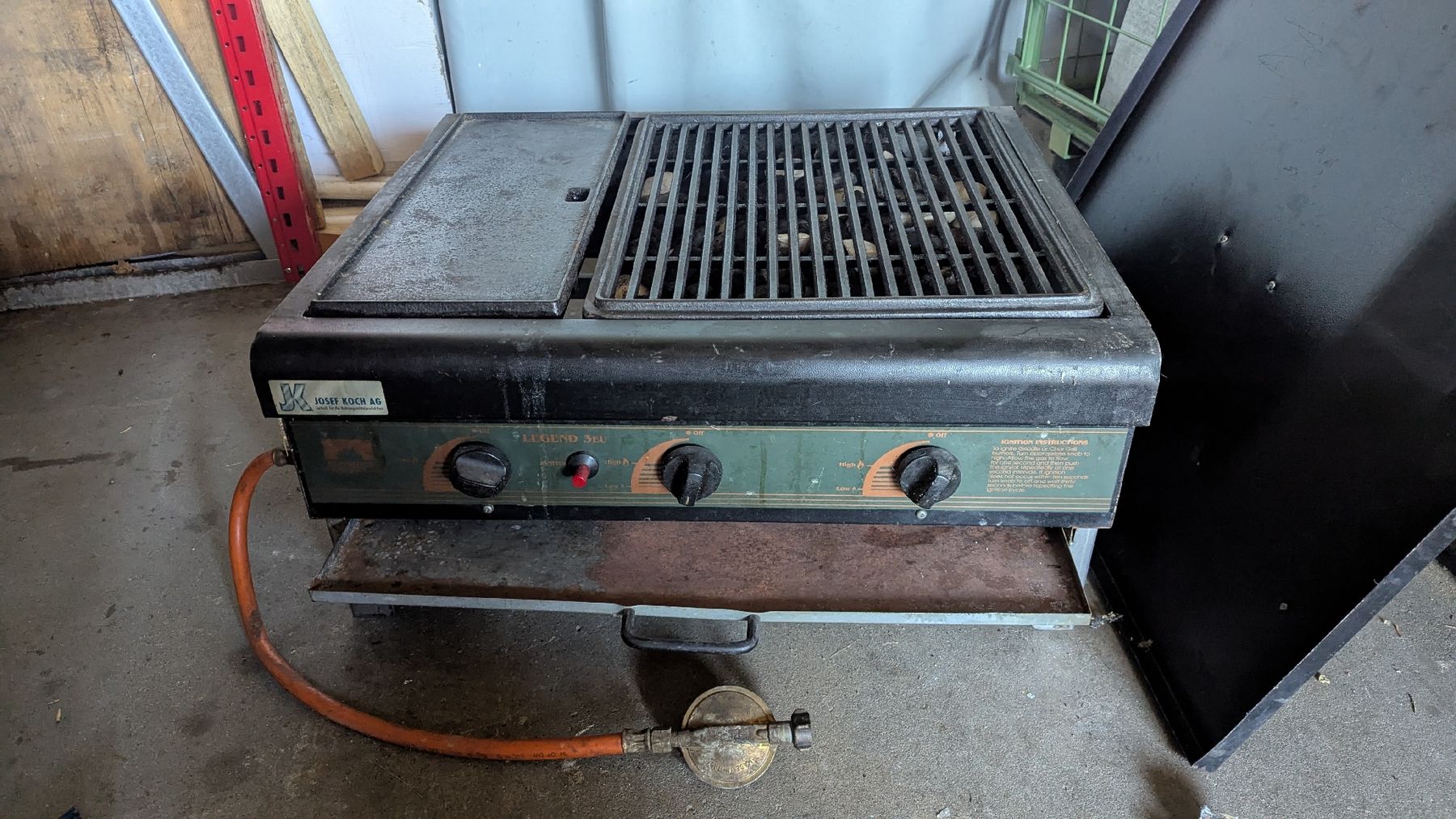 Griglie: Grill à gaz professionnel – Usato da Romont FR venduto da minig
