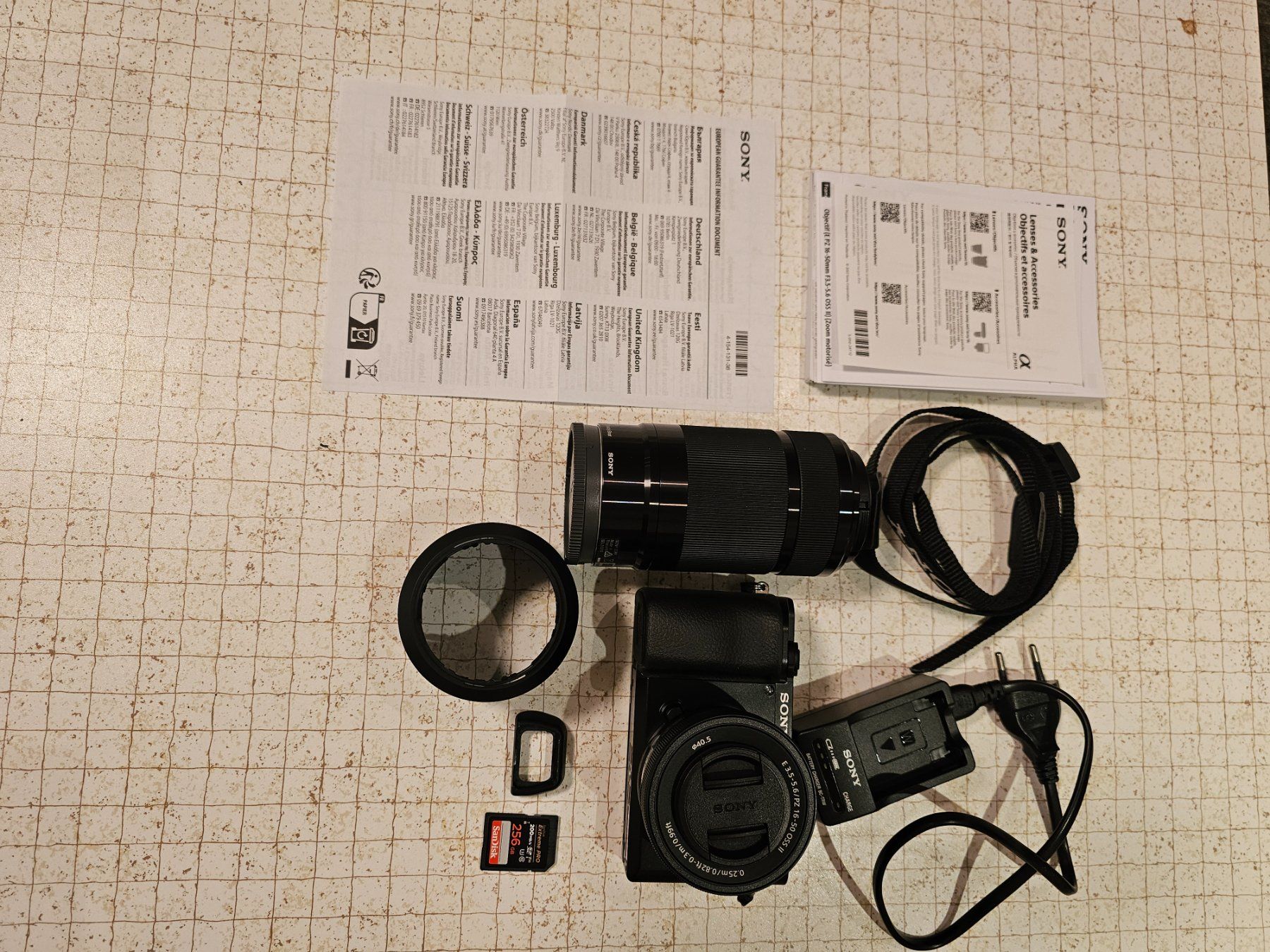 Sony Kamera: Digitalkamera Sony Alpha 6100 Set. Wurde einmal gebraucht. – Gebraucht aus Villmergen von Schnulzgurke 1