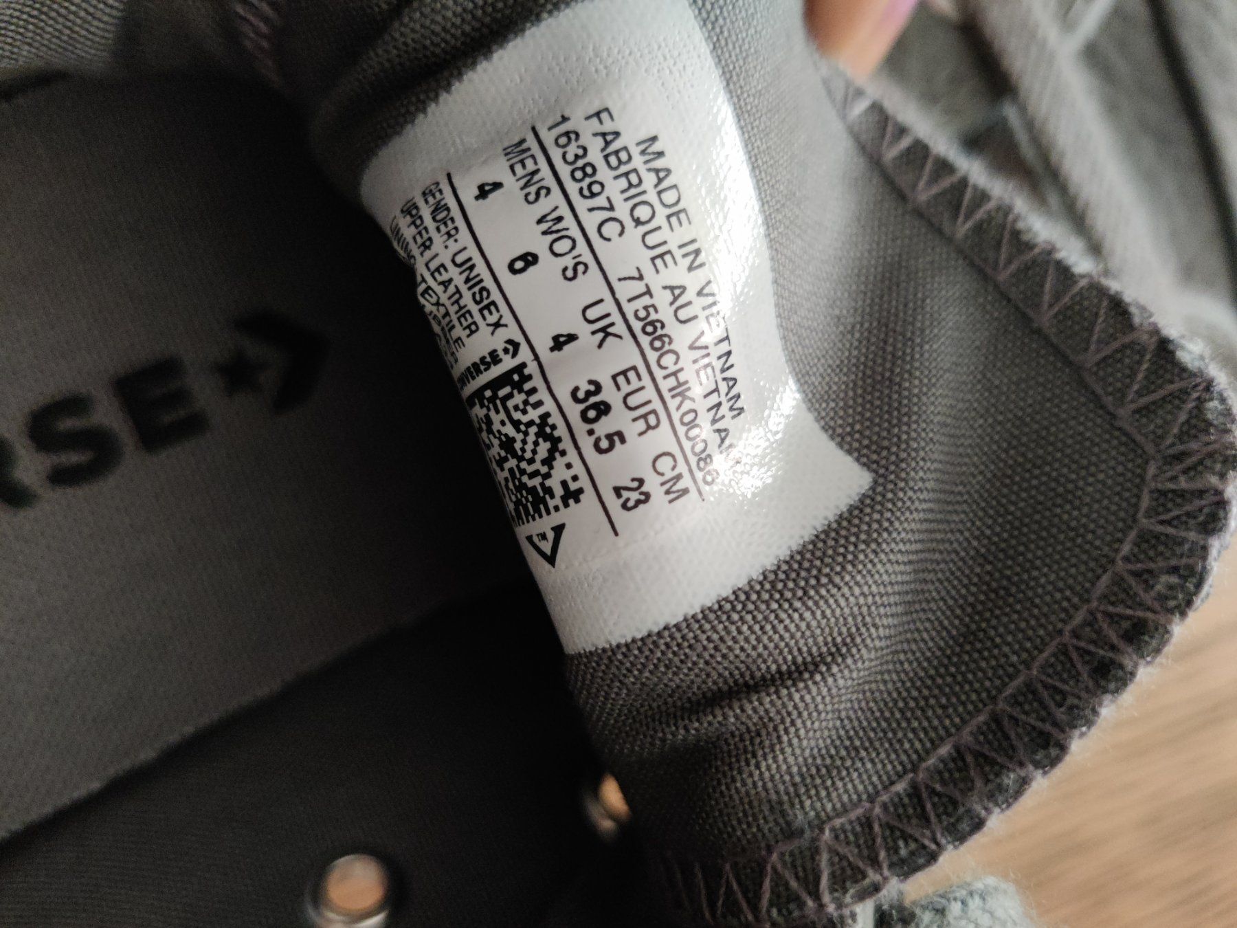 Converse Scarpe da uomo: Converse ledersneakers Gr.36.5 Grau – Usato da Ostermundigen venduto da Louhdezd 3
