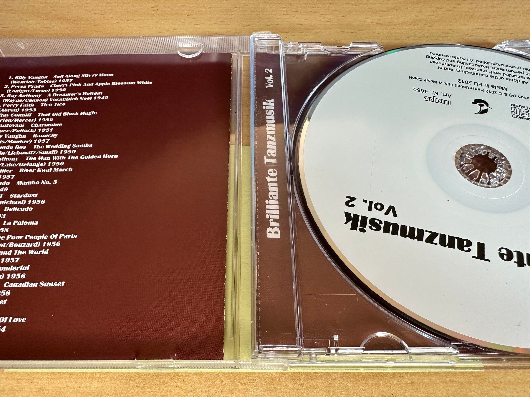 CD: Various - Brilliante Tanzmusik Vol.2 – Usato da Rikon im Tösstal venduto da Alpenmutz 2