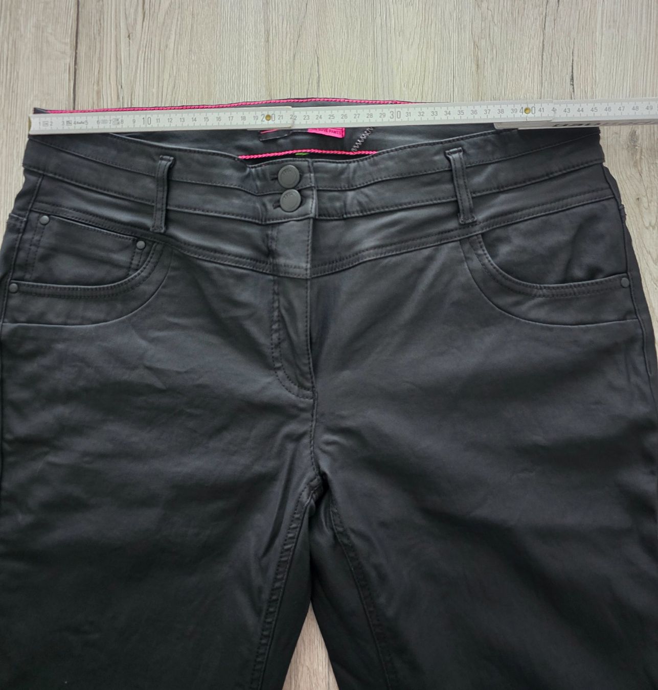 Cecil Pantalons: Coole, elegante Cecil Hose – D'occasion à Zürich par Sustainability
