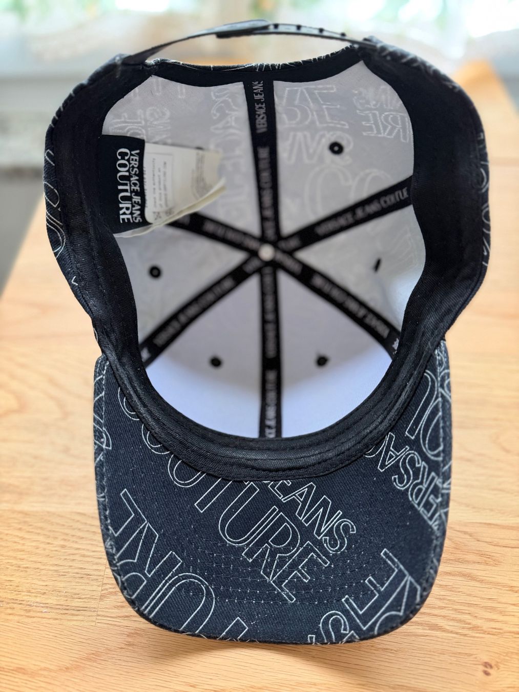 Versace Altro in  Abbigliamento & Accessori: Versace Jeans Couture Kappe Schwarz – Usato da Zürich venduto da d0miNik. 4