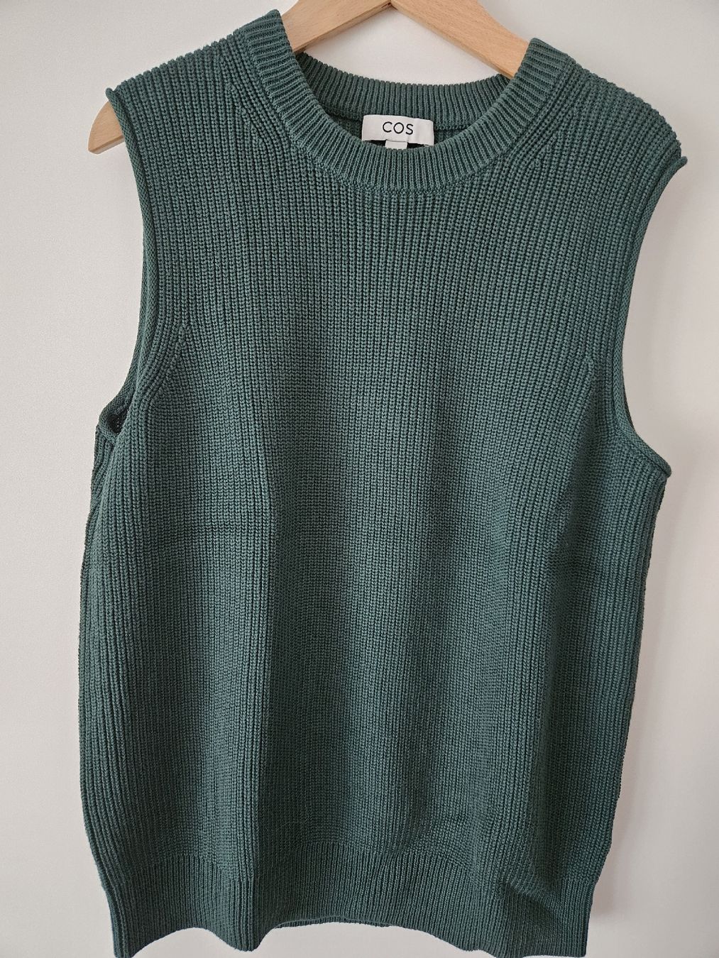 Cos Pullover & Sweatshirts: COS Pullunder, Gr. M, dunkles Grün – Neu und originalverpackt aus Winterthur von luna2266