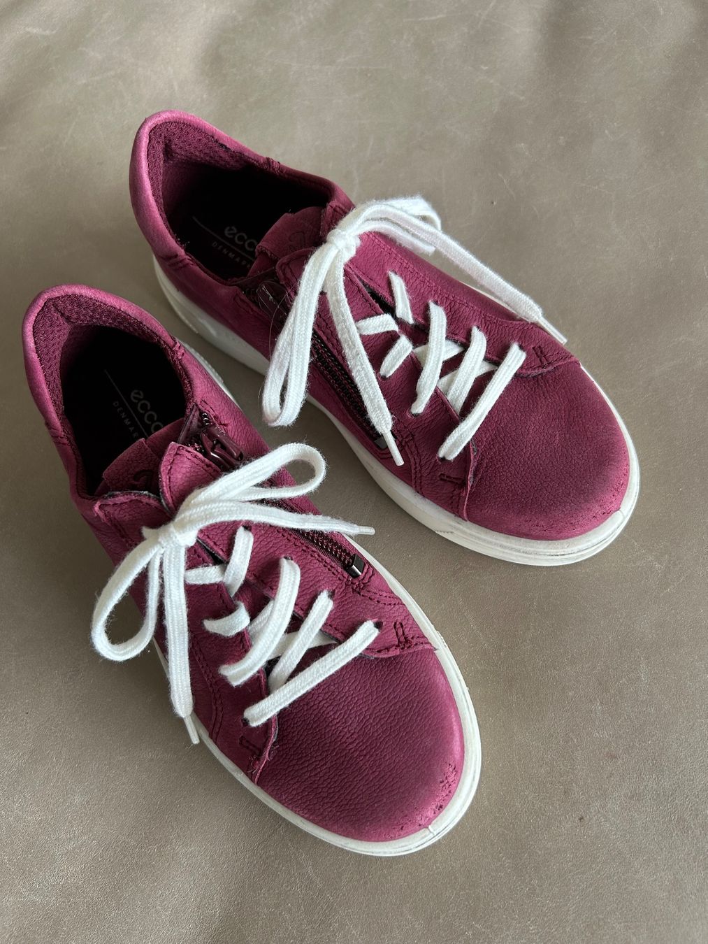 Ecco Scarpe per ragazzi: Ecco Sneaker, Top Zustand, Gr. 29 – Usato da Wädenswil venduto da LS777