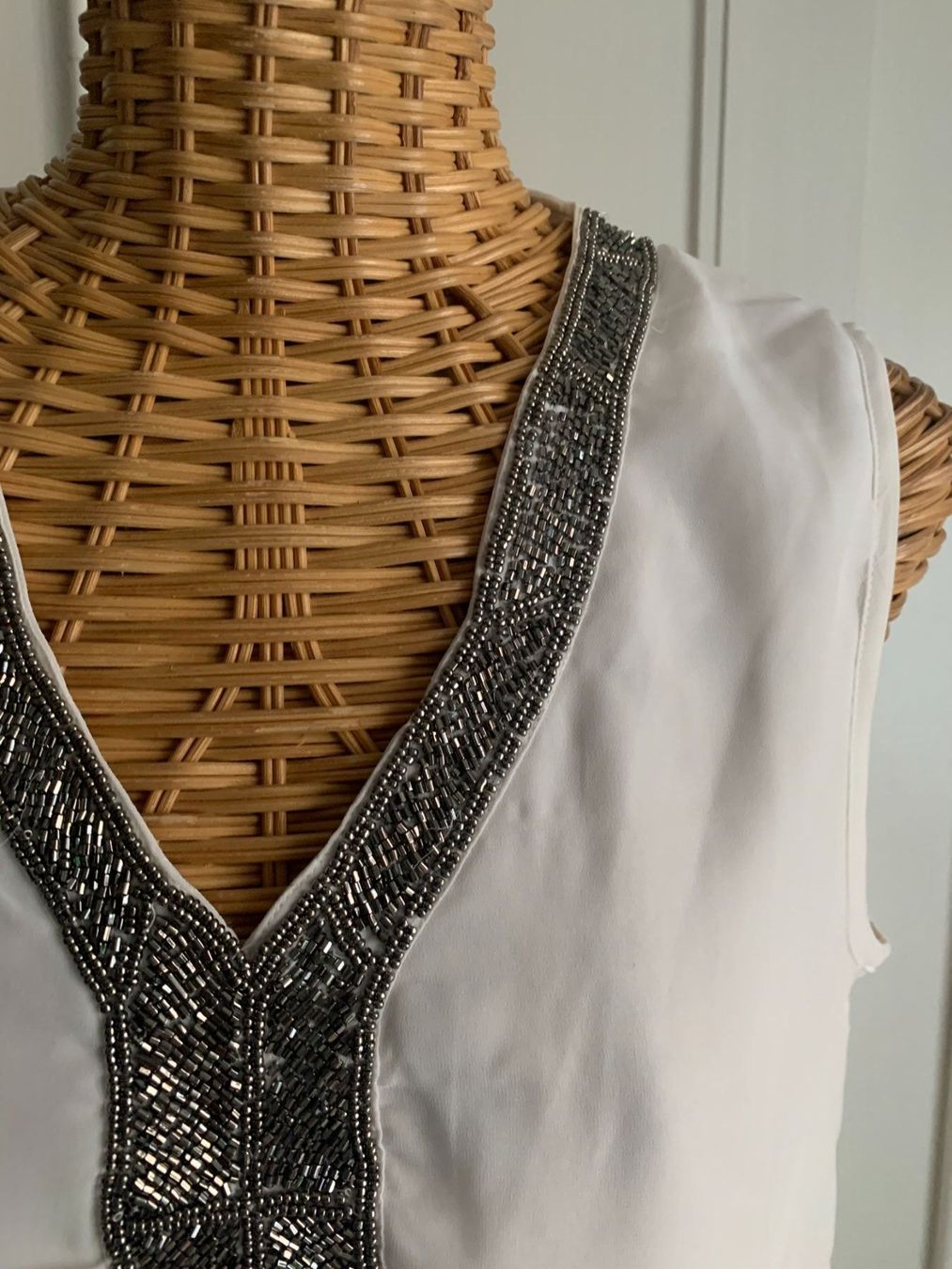 Only Tops: ONLY - Chiffon Top weiss 42 – Gebraucht aus Zürich von Diazaio 2