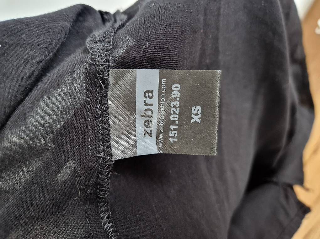 Zebra Camicette: Schwarze Bluse, Zebra, XS – Usato da Ottikon venduto da swiftchocolate 2