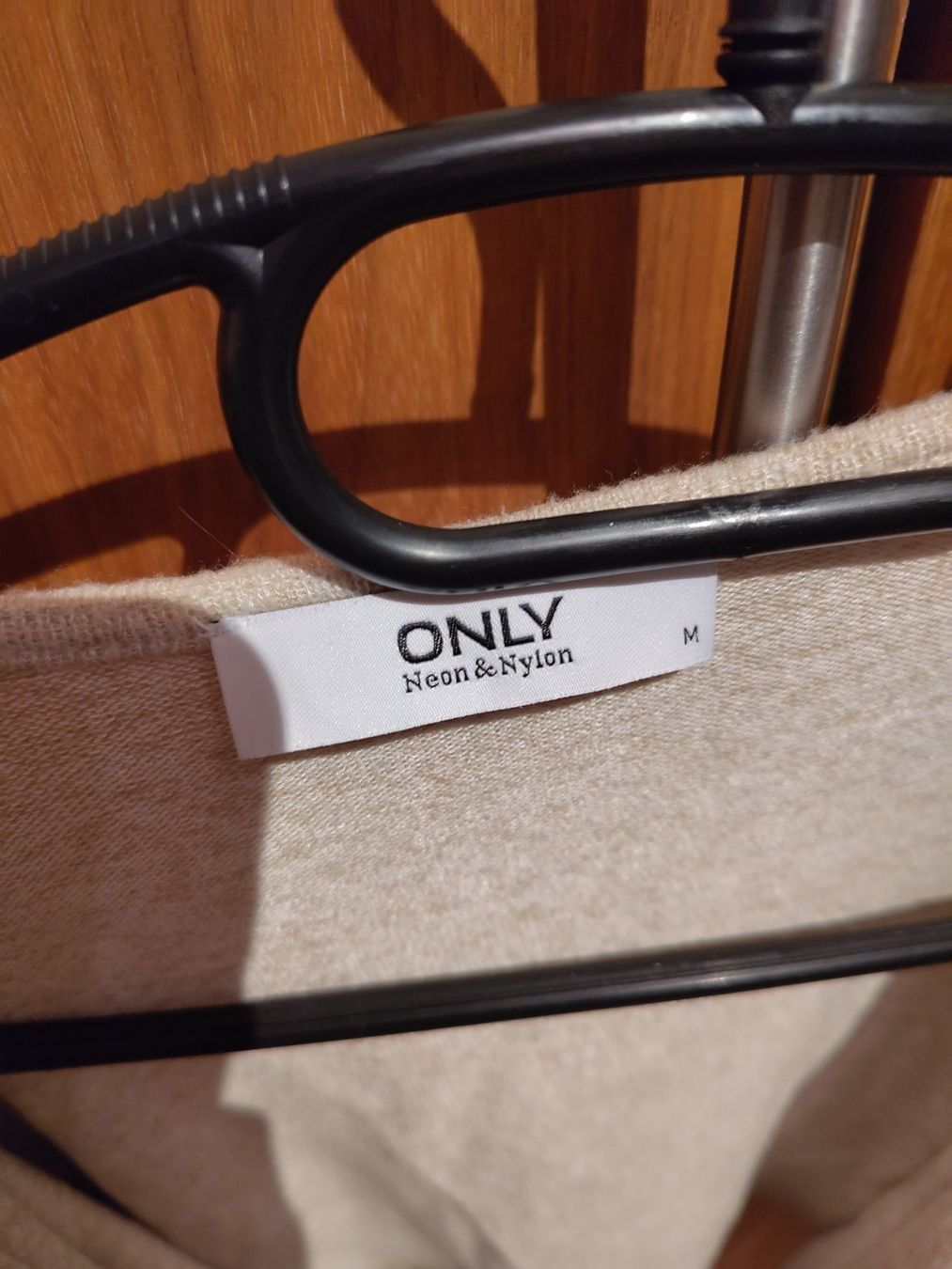 Only Giacche: Jäckchen / Cardigan – Usato da Bern venduto da Linii 3