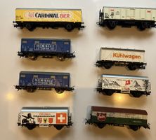 Huit wagons , marchandises, H.0 courant alternatif