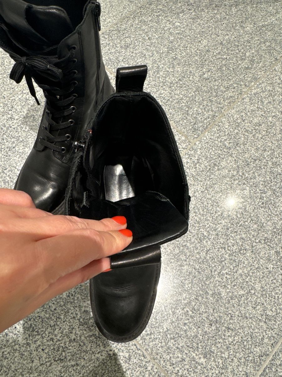 Damenschuhe: Black Leather Boots with Chunky Sole, Gr. 38 – Gebraucht aus Einsiedeln von Cla_9z66 1