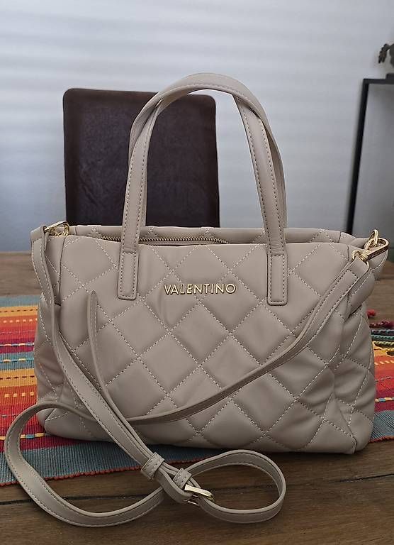 Borse da donna: Valentino Bag  – Usato da Schlieren venduto da kat_t6xw