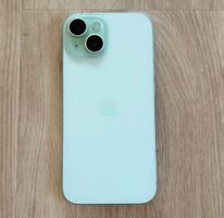 iPhone 15 (128GB) Akku 96%