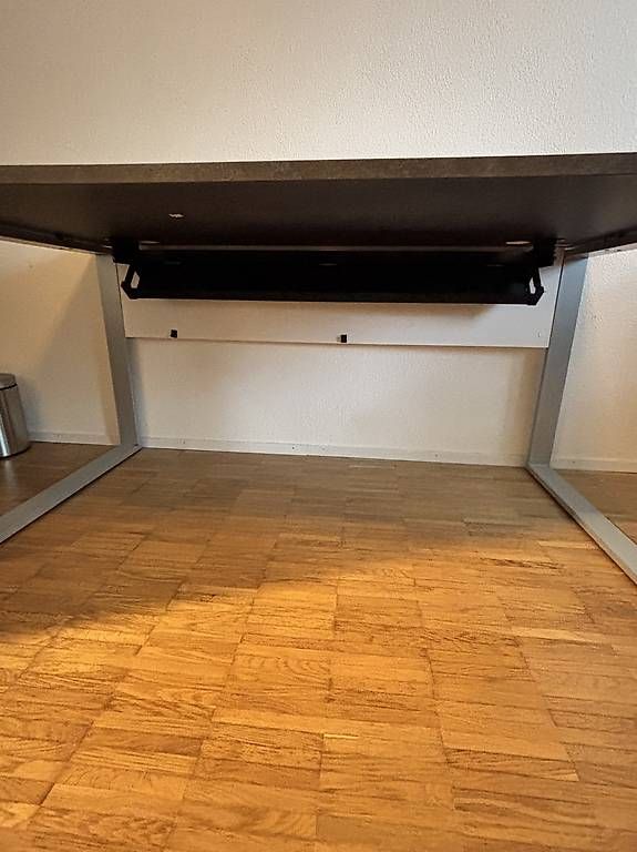 Schreibtische: Bürotisch "Germania Altino" – Gebraucht aus Belp von S_B_7 1
