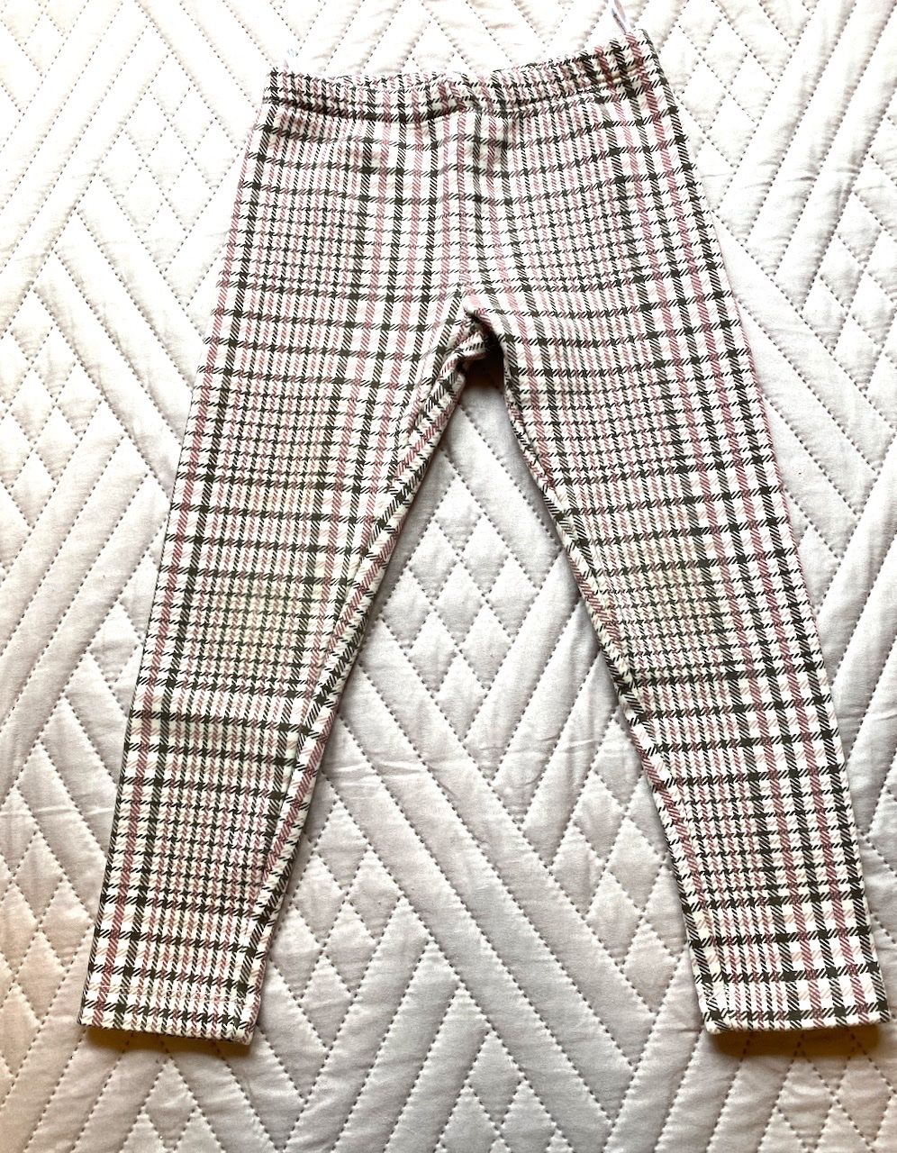 C&A Lotti & Set di vestiti: Mädchen Leggings und Leibchen in Gr.104 – Usato da Uster venduto da ros_pym8 1