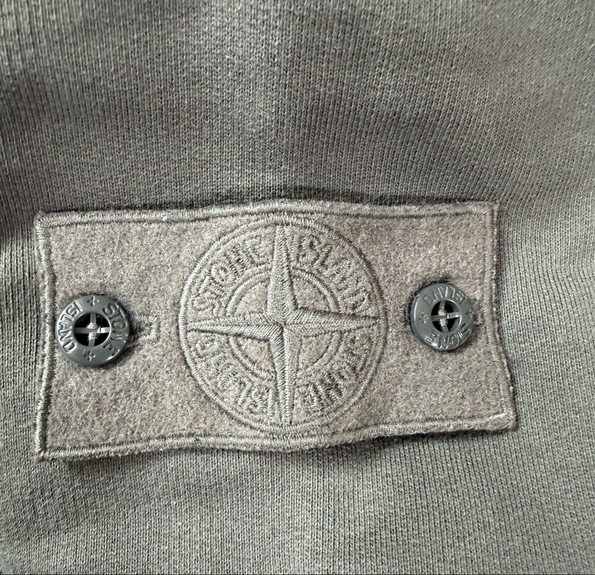 Stone Island Maglioni & Felpe: Stone Island Pullover Ghost  – Usato da Pfäffikon ZH venduto da Nataliia. 2