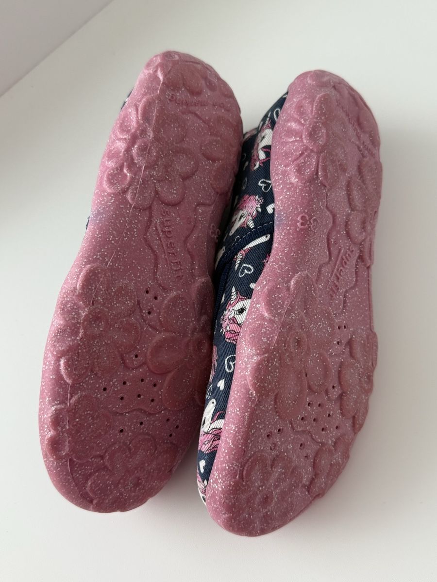 Scarpe per ragazze: Superfit Hausschuhe Mädchen 33 – Usato da Dübendorf venduto da Nemo_0 2