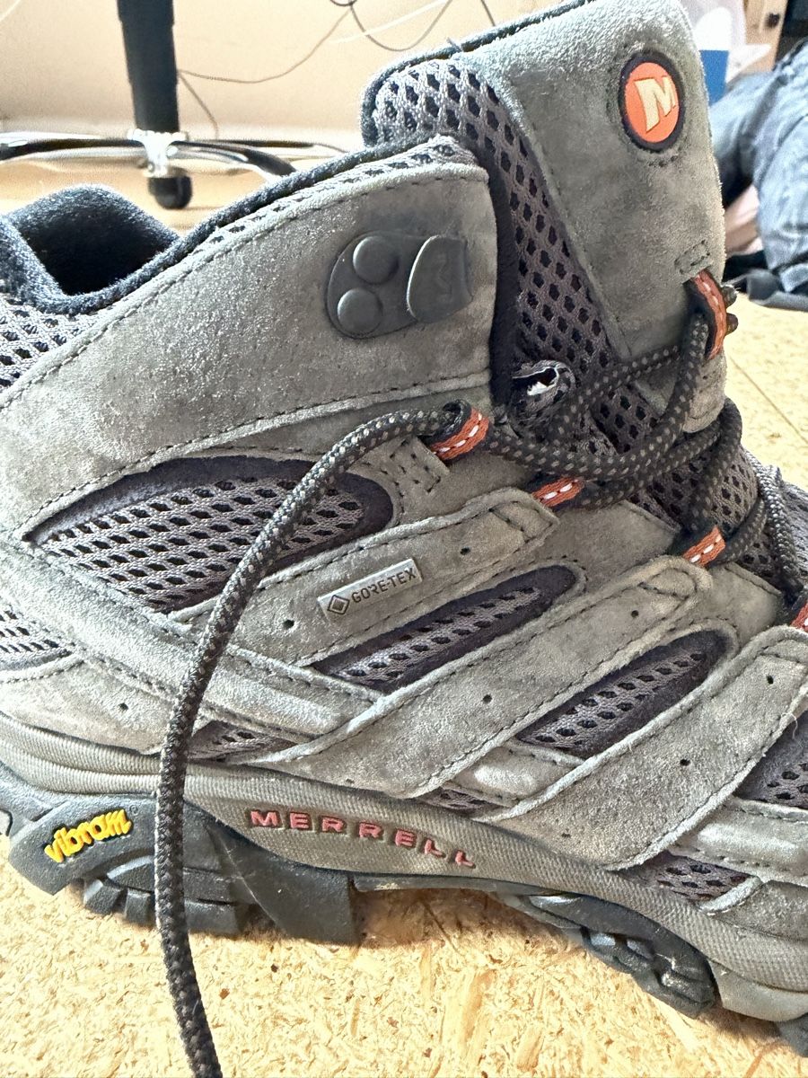 Scarpe da uomo: Merrell Goretex Wanderschuhe, Grau, Top Zustand, Grösse 44 – Usato da Rupperswil venduto da Gisliflue007 1