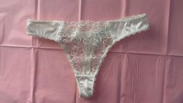 Ivory BH 85D & Tanga Gr. 36 SET von Valisere Lingerie