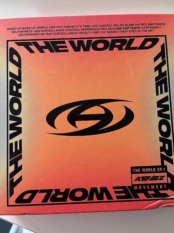 CD: Ateez: The World EP.1 : Movement  – Usato da Yverdon-les-Bains venduto da car_xd5s