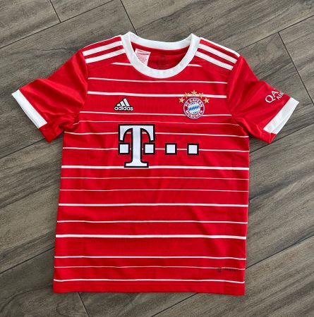 Bayern München Trikot, Kindergrösse 152 (11-12Y)