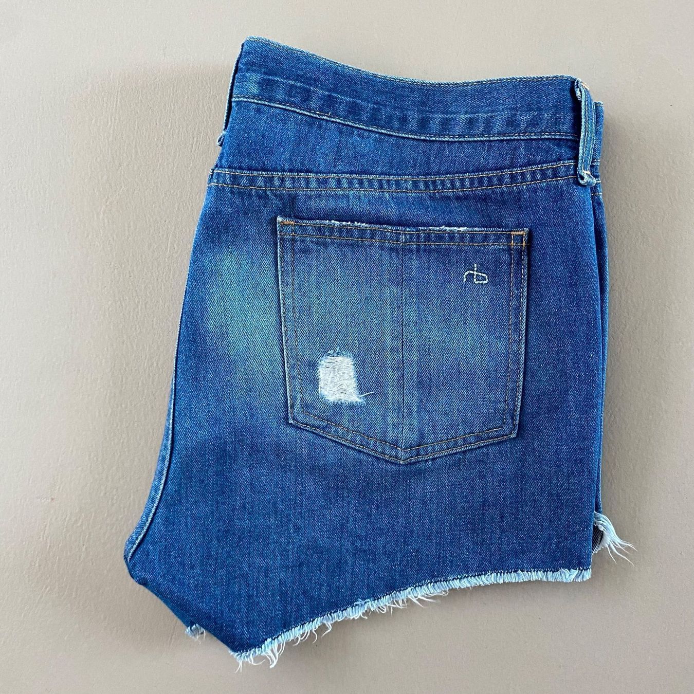 Pantaloni: RAG & BONE Jeans Shorts 💙 – Usato da Zürich venduto da ClosetQueen 2