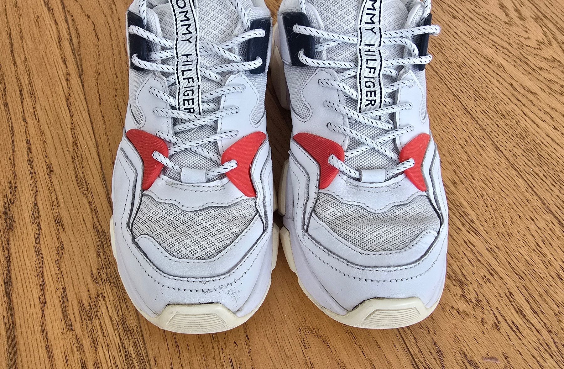 Tommy Hilfiger Scarpe da uomo: Tommy Hilfiger Sneaker Gr. 39,5 – Usato da Wabern venduto da Irakene 4