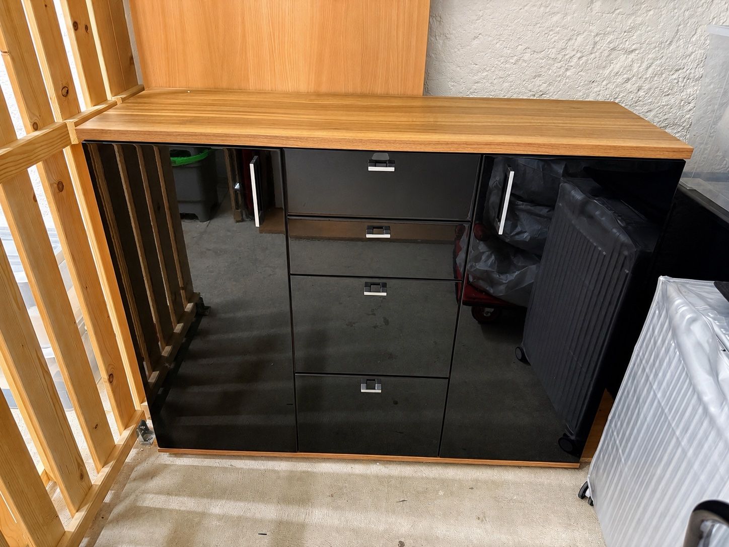 Pfister Cassettiere: Kommode schwarz hochglanz Holzoptik mit Schubladen und ... – Usato da Stein am Rhein venduto da splashed10 1