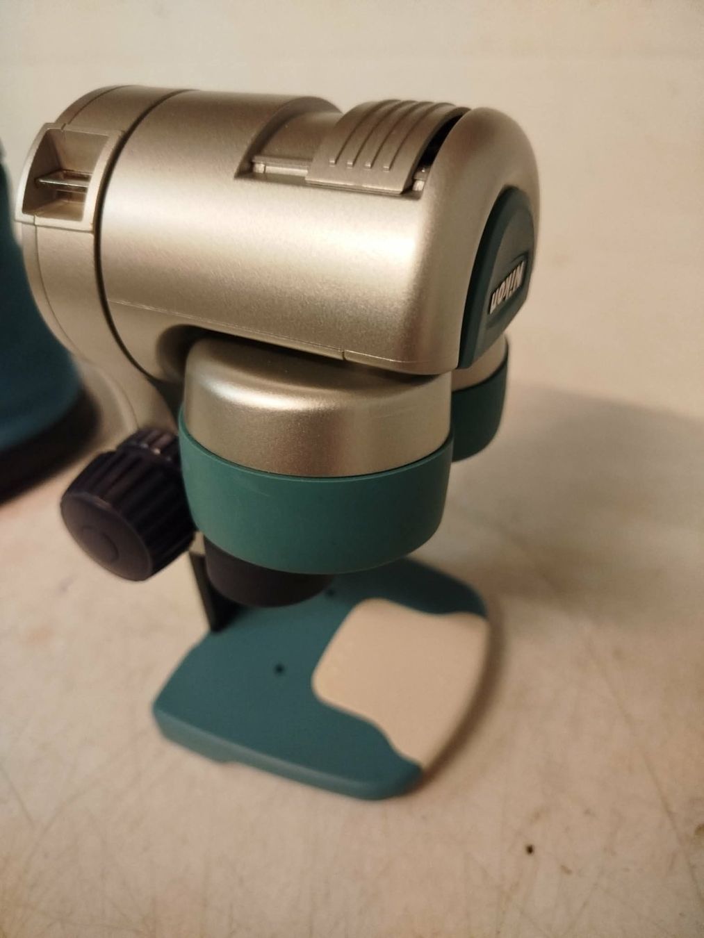 Nikon Microscopes: Nikon mini microscope portable. – D'occasion à La Chaux-de-Fonds par Emmaus2300CDF 5