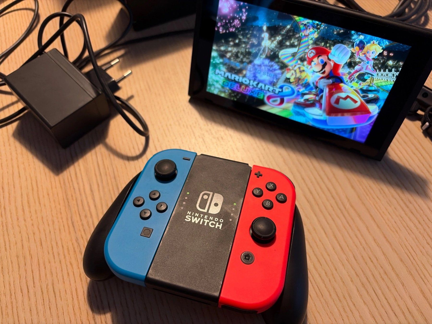 Nintendo Konsolen: Nintendo Switch (V1) inkl. allem Zubehör und OVP – Gebraucht aus Winterthur von jin_nq2j 8