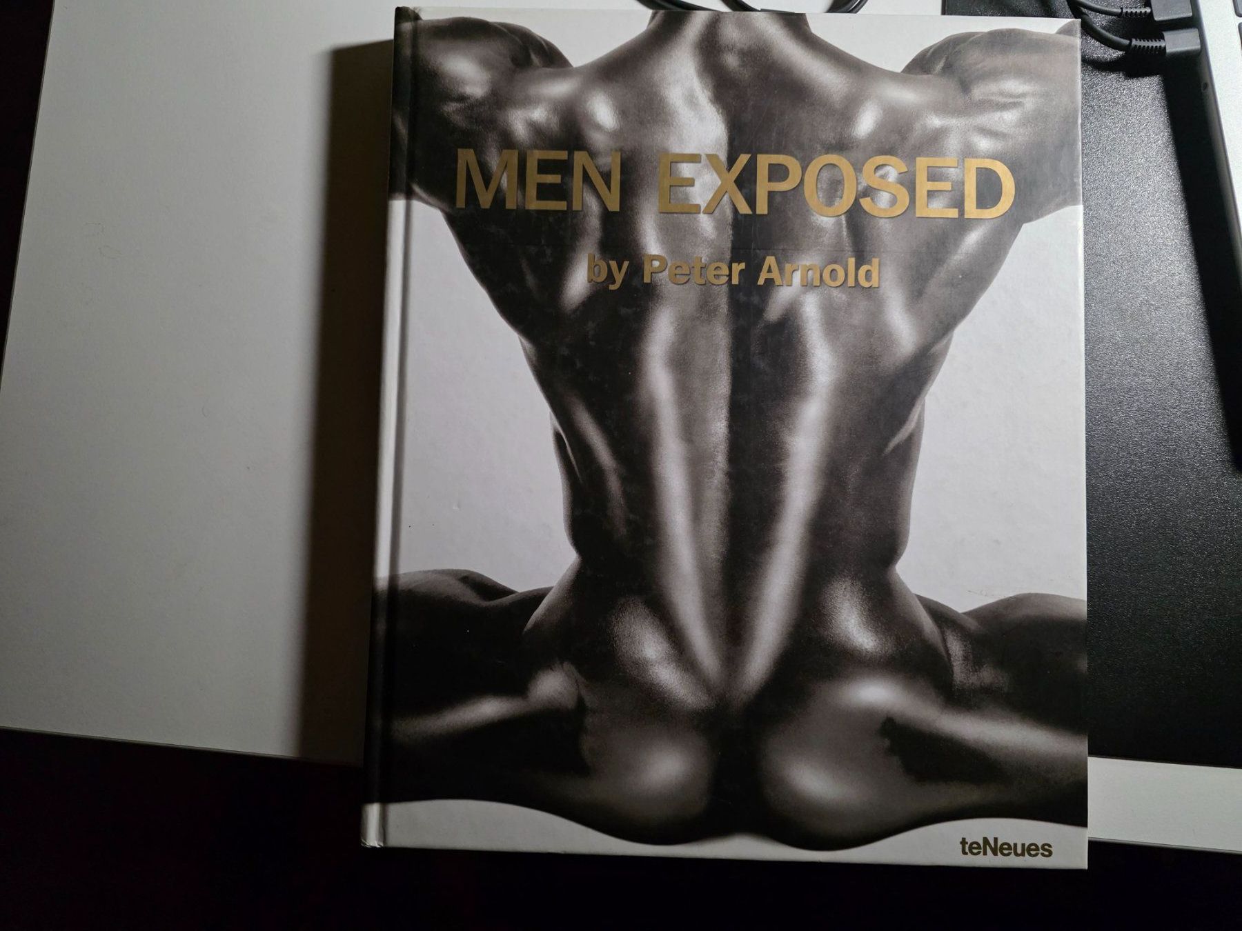 Libri: Men Exposed by Peter Arnold - teNeues - 2005 – Usato da Walterswil BE venduto da Lonitti