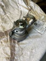 Neue Mercedes Benz Wasser Pumpe siehe Beschreibung + BILLIG