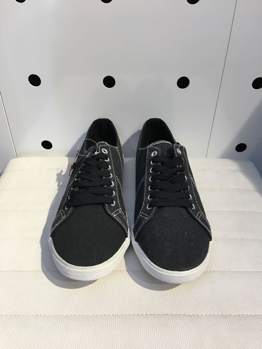 Scarpe da uomo: U&ME STOFF-SCHUHE     Gr .42 / 27 cm – Nuovo e nell'imballaggio originale da Zürich venduto da LIQUIDATOR.CP 2