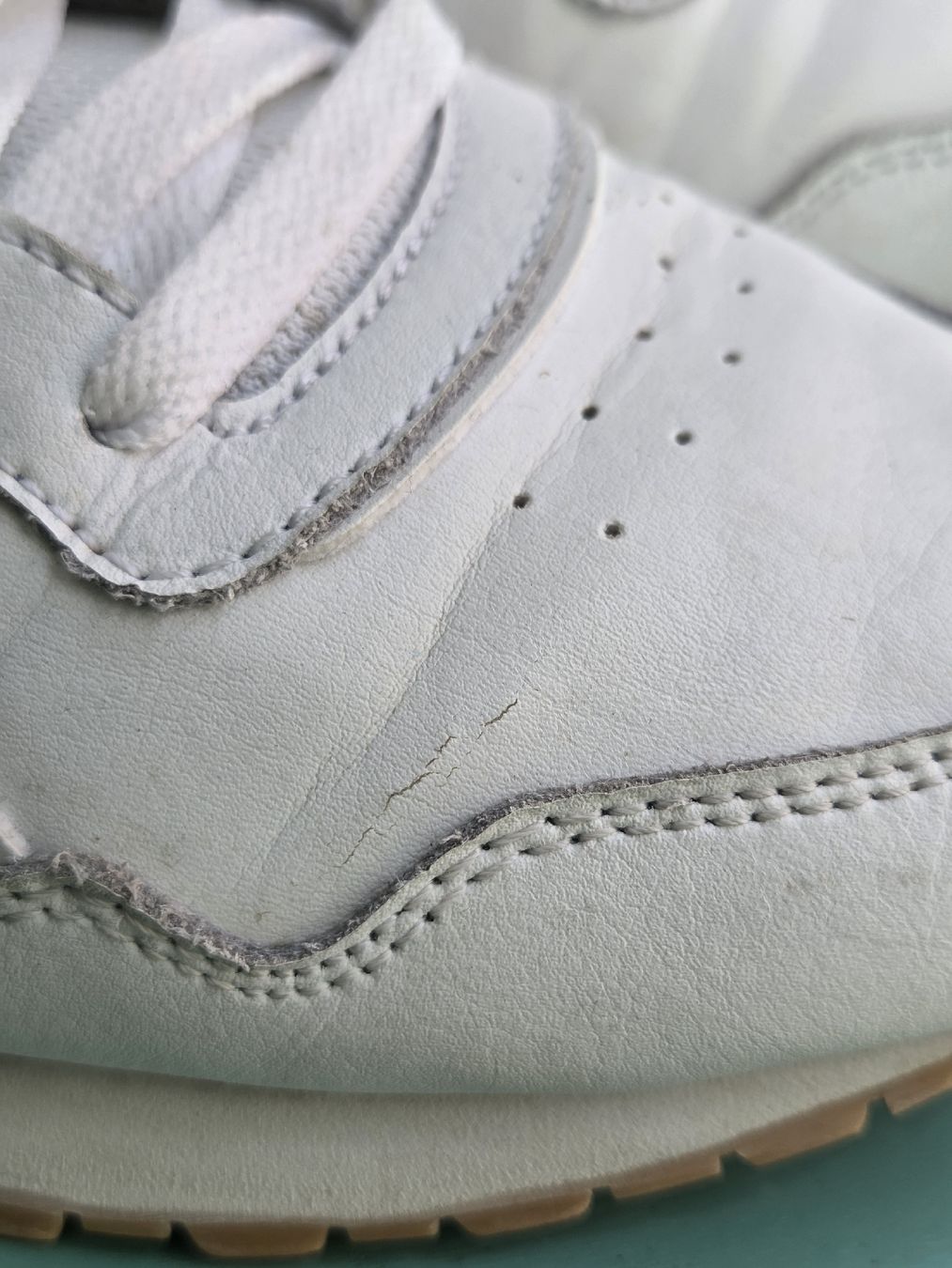 Reebok Scarpe da uomo: Reebok Classic Leder Sneaker Gr. 39 Weiss – Usato da Bern venduto da -Aniko- 9