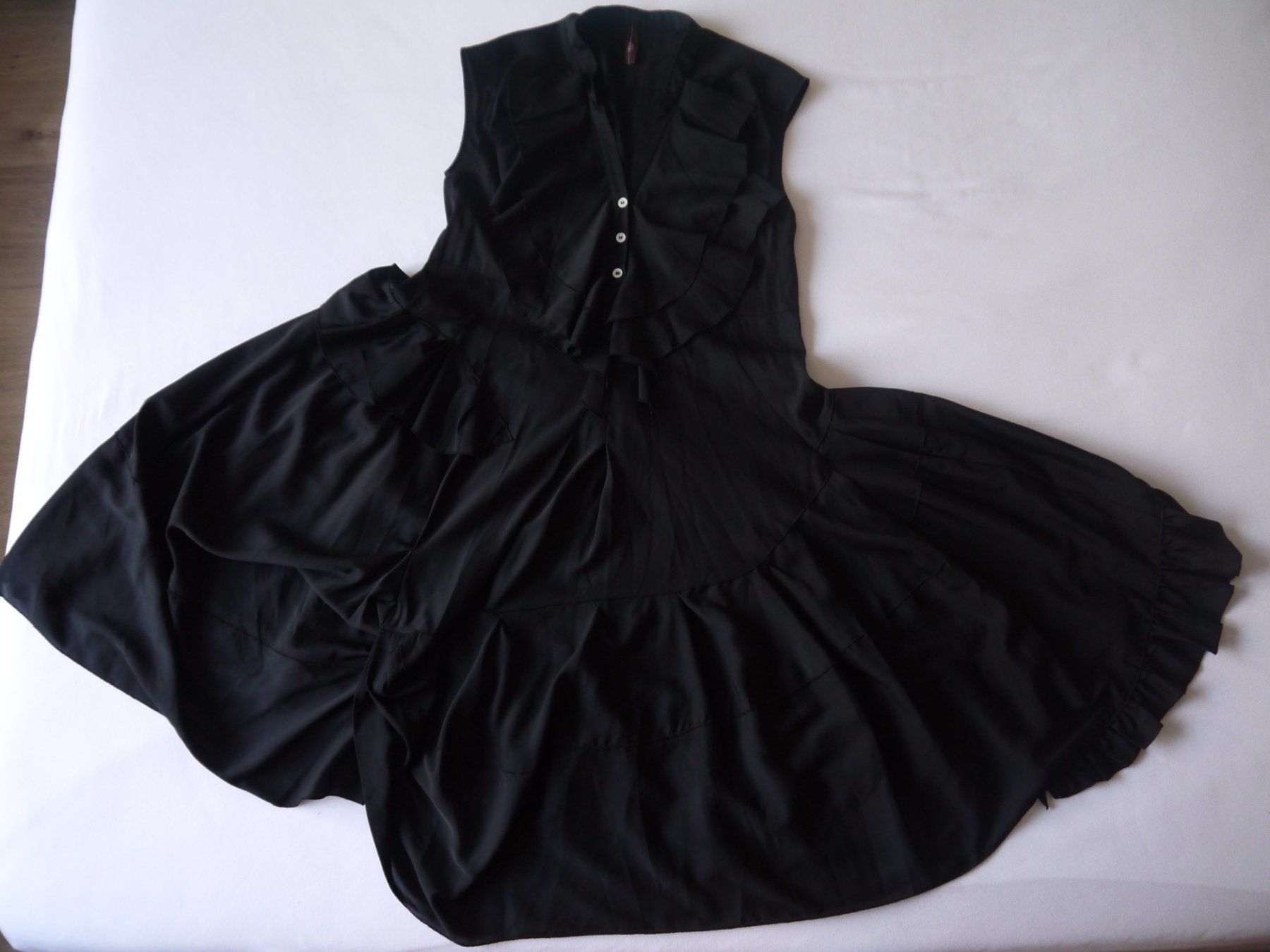 High Vestiti: HIGH USE Kleid – Usato da Hagendorn venduto da Blaf