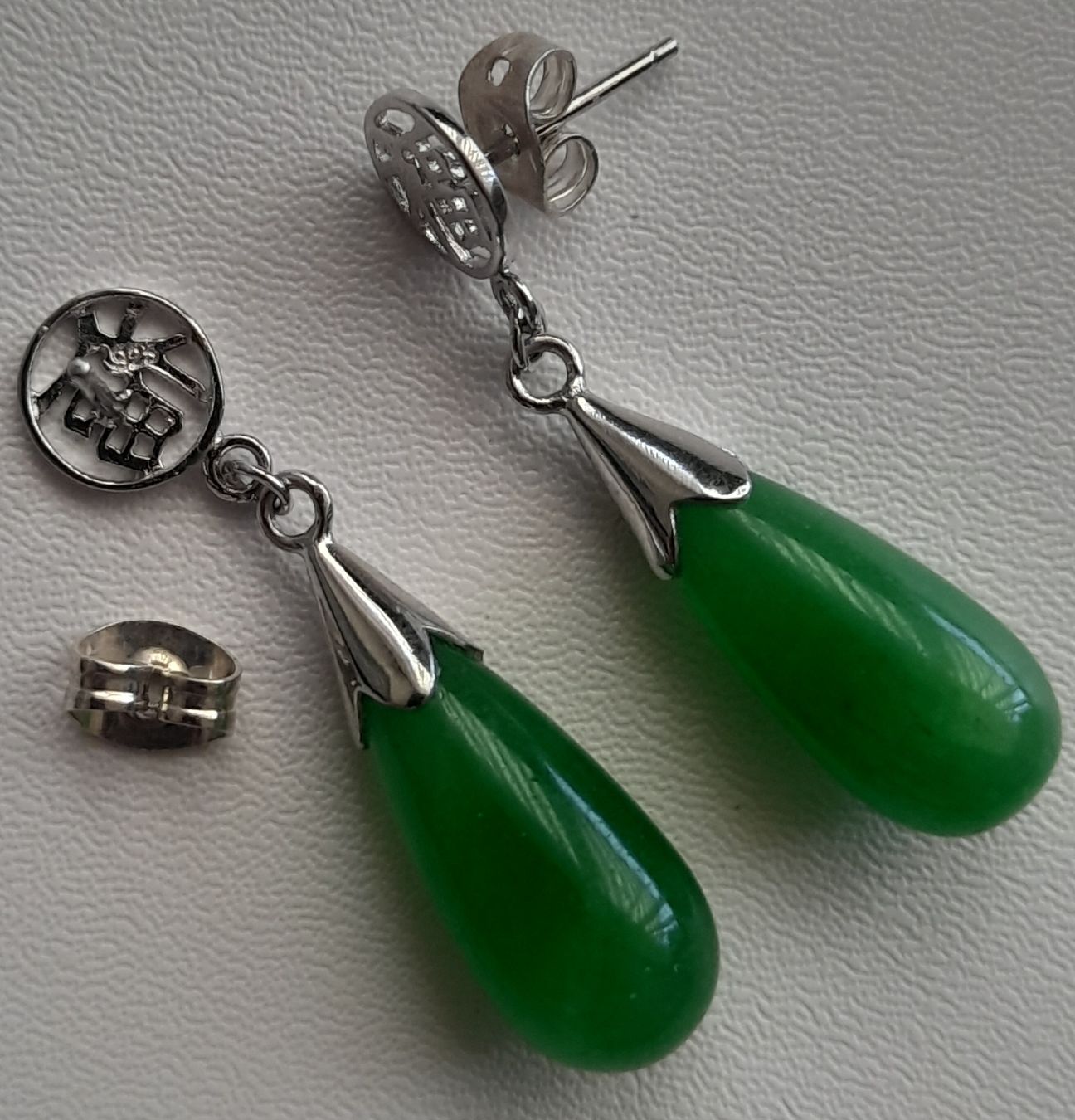 Orecchini pendenti & Orecchini a lobo: Boucles d'oreilles en argent 925,et Jade  – Usato da Lausanne venduto da Glam-Luxe 2