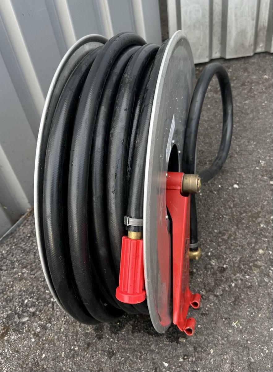 Feuerlöscher: Feuerlöscher mit Schlauch, 40m – Gebraucht aus Biel/Bienne von kra_s8rv 1