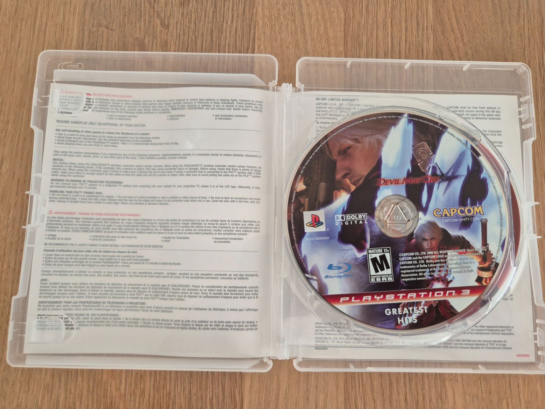 Sony Giochi: Capcom Essentials - RE 6 / DR 2 / SSF 4 / DMC 4 / MM 10 – Usato da Schneisingen venduto da jordan60078 8