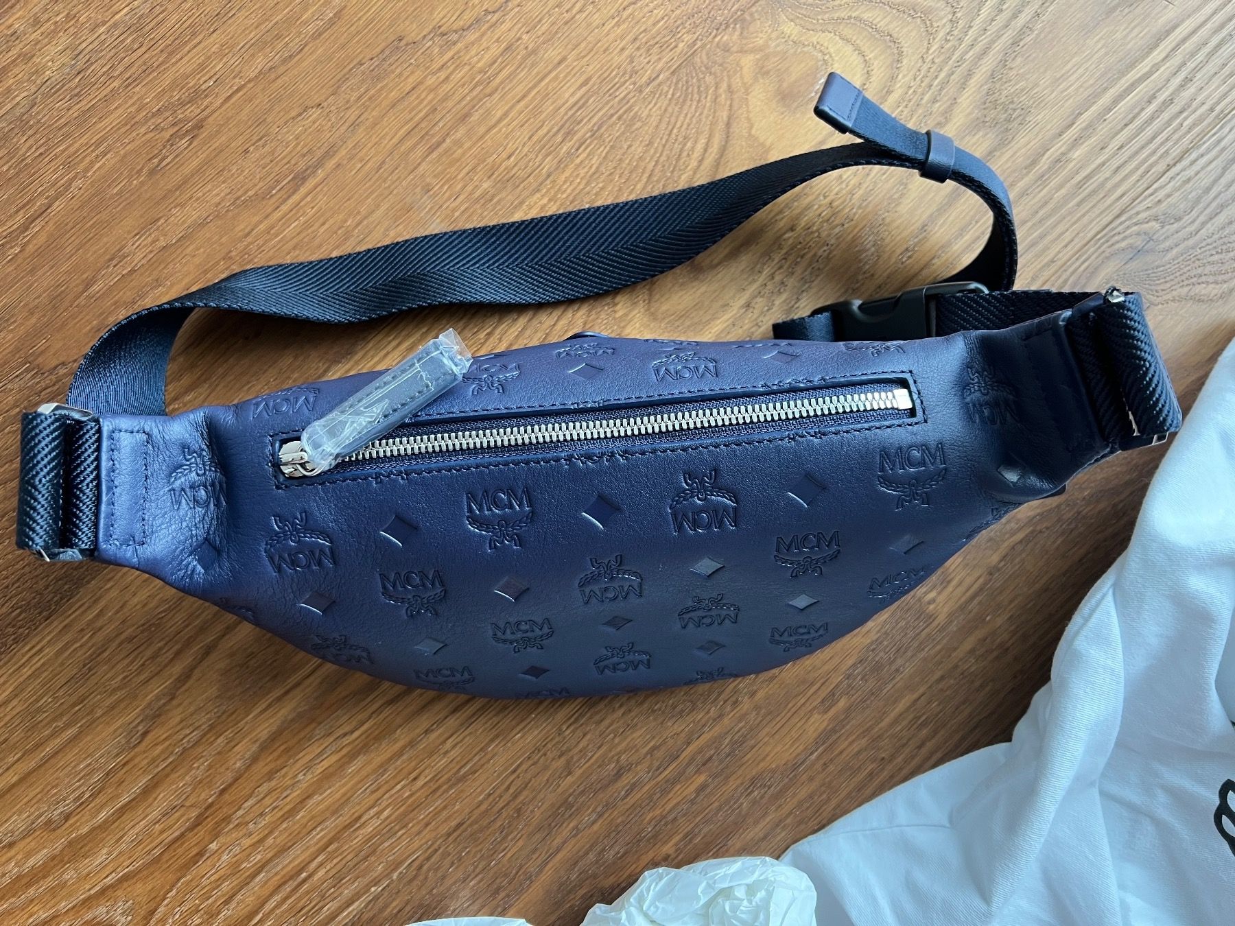 Mcm Borse: MCM Limitierte wunderschöne Bauchtasche 2020 NEU + Original – Nuovo e nell'imballaggio originale da Galgenen venduto da rub_f6kh 2