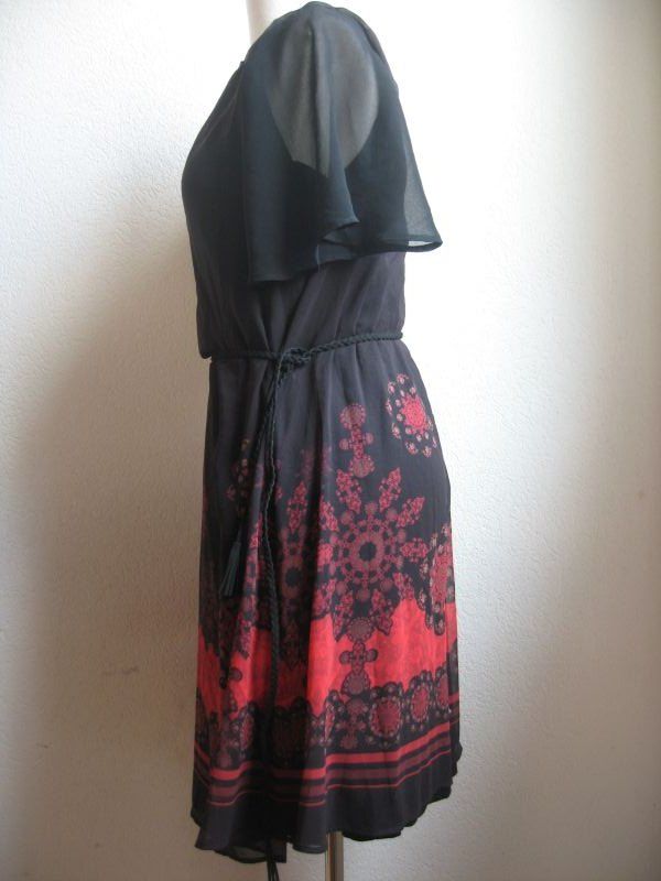 Desigual Kleider: Desigual belle robe en taille 36-38CH! – Gebraucht aus Champlan von baghera12 1