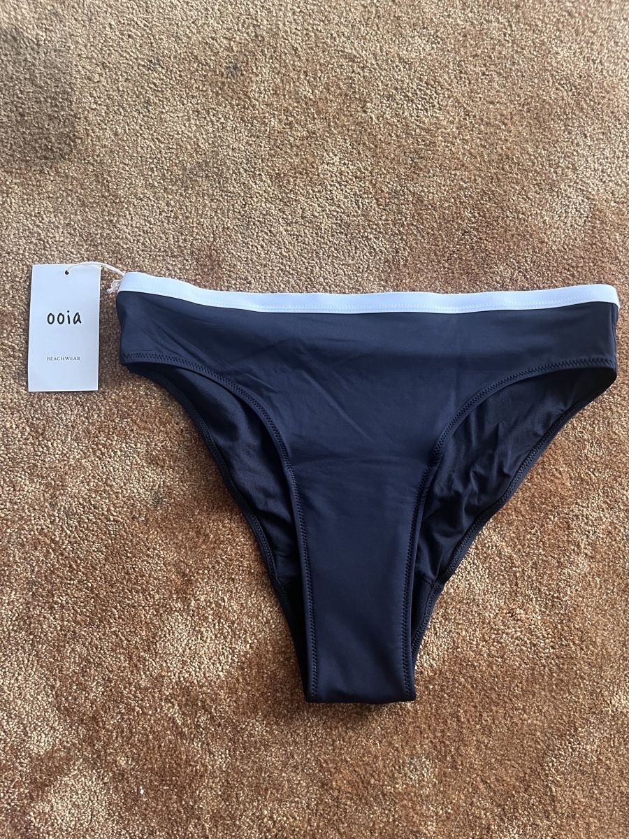 Badekleider & Bikinis: ooia Periodenbadehose – Neu und originalverpackt aus Herzogenbuchsee von Adgam