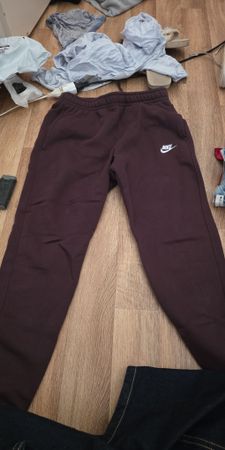 Pantalon de survêtement Nike bordeaux utilisé Taille M